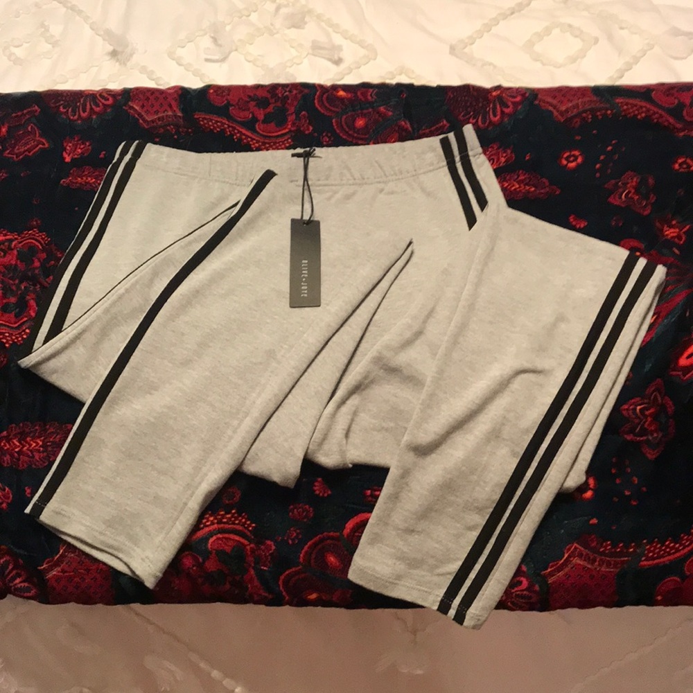 olive + joye grey legging